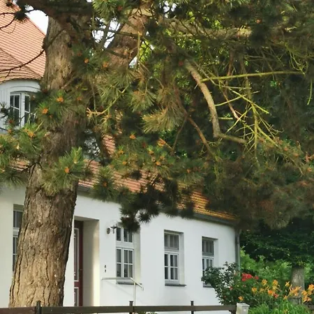 Fuer Sechs Personen Im Dachgeschoss By Interhome Apartamento